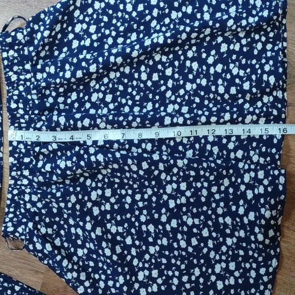 Shein three piece set top, skirt, belt - Picture 4 of 11